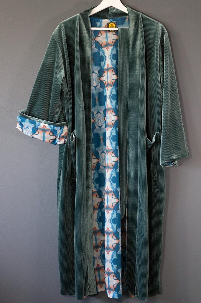 Winter Middonai Green Velvet Kimono by Luna Nguyen