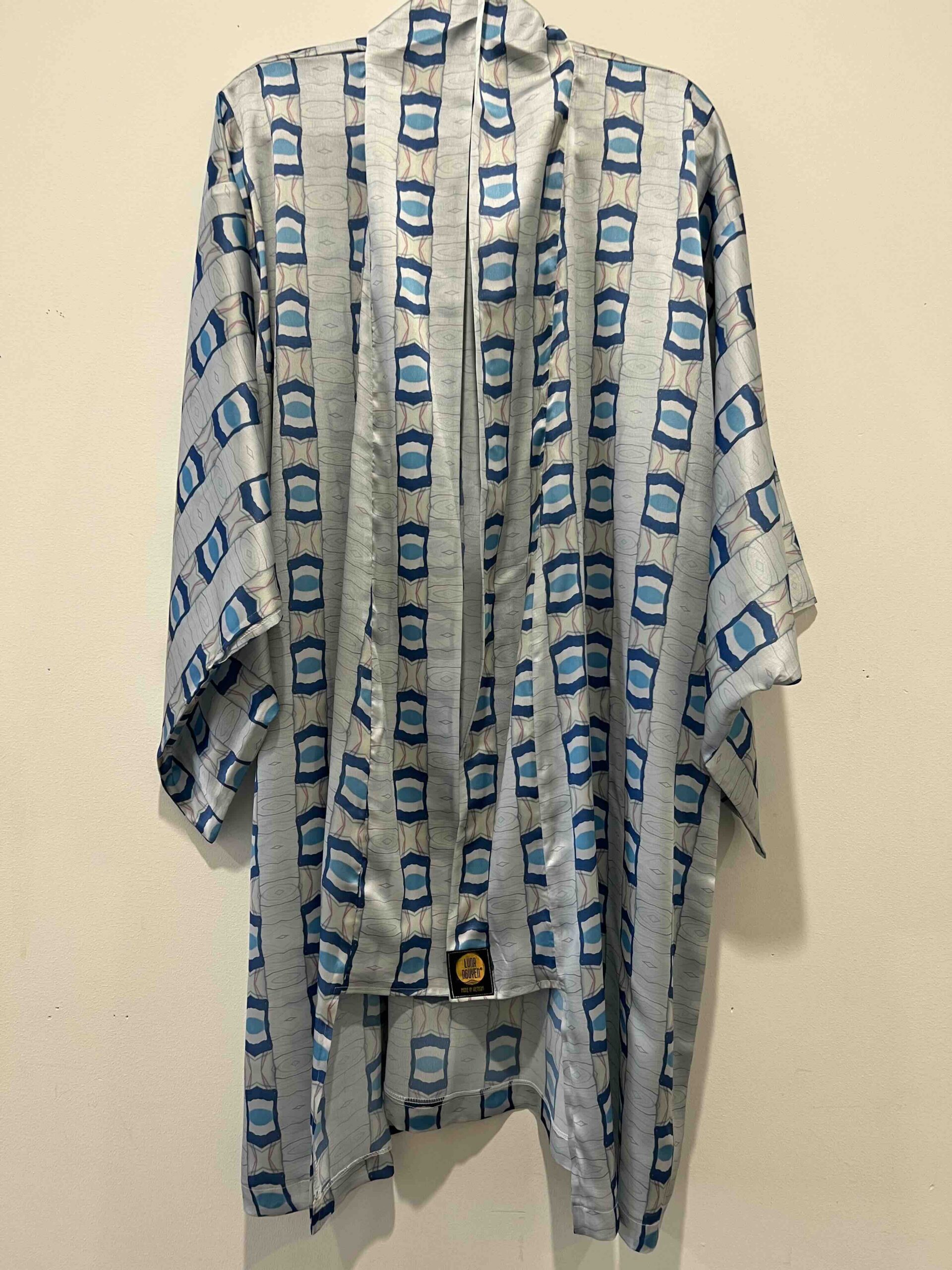 Titaki Kimono
